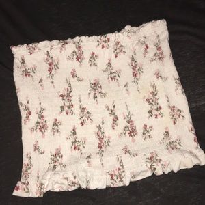 Floral print ruffle bottom tube top